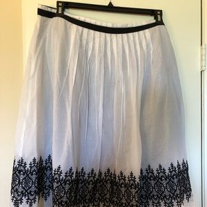 Cotton, A-line, knee-length skirt 18